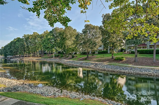 $300,000 | 19901 Henderson Road, Unit C, Cornelius, NC 28031