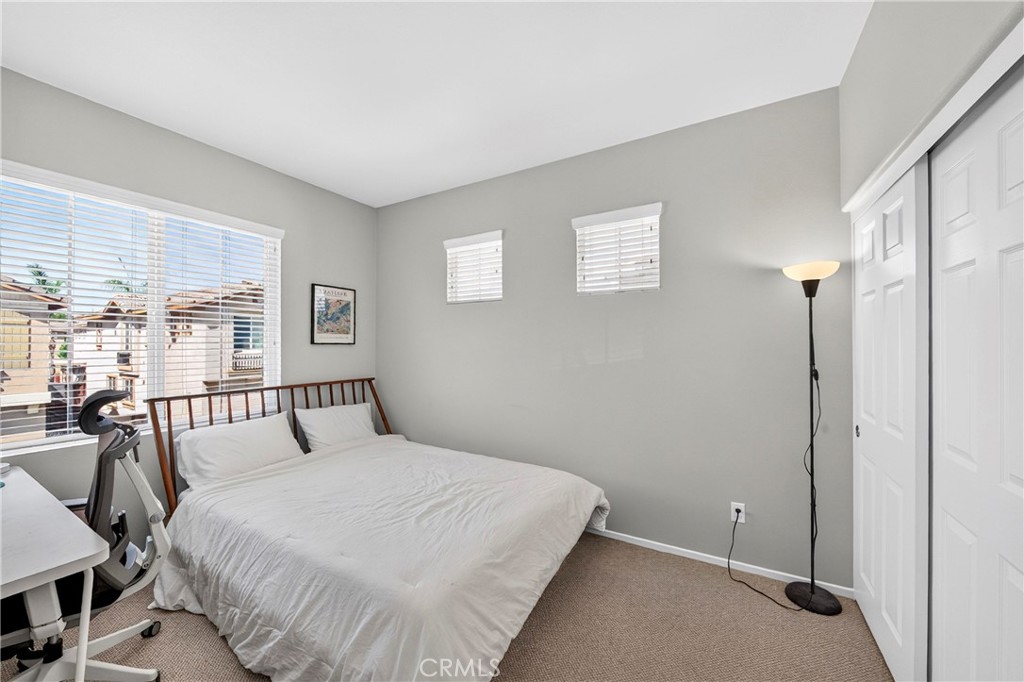 10947 Periwinkle Way Riverside, CA 92503 - Photo 38 of 53 Gallery Image 38