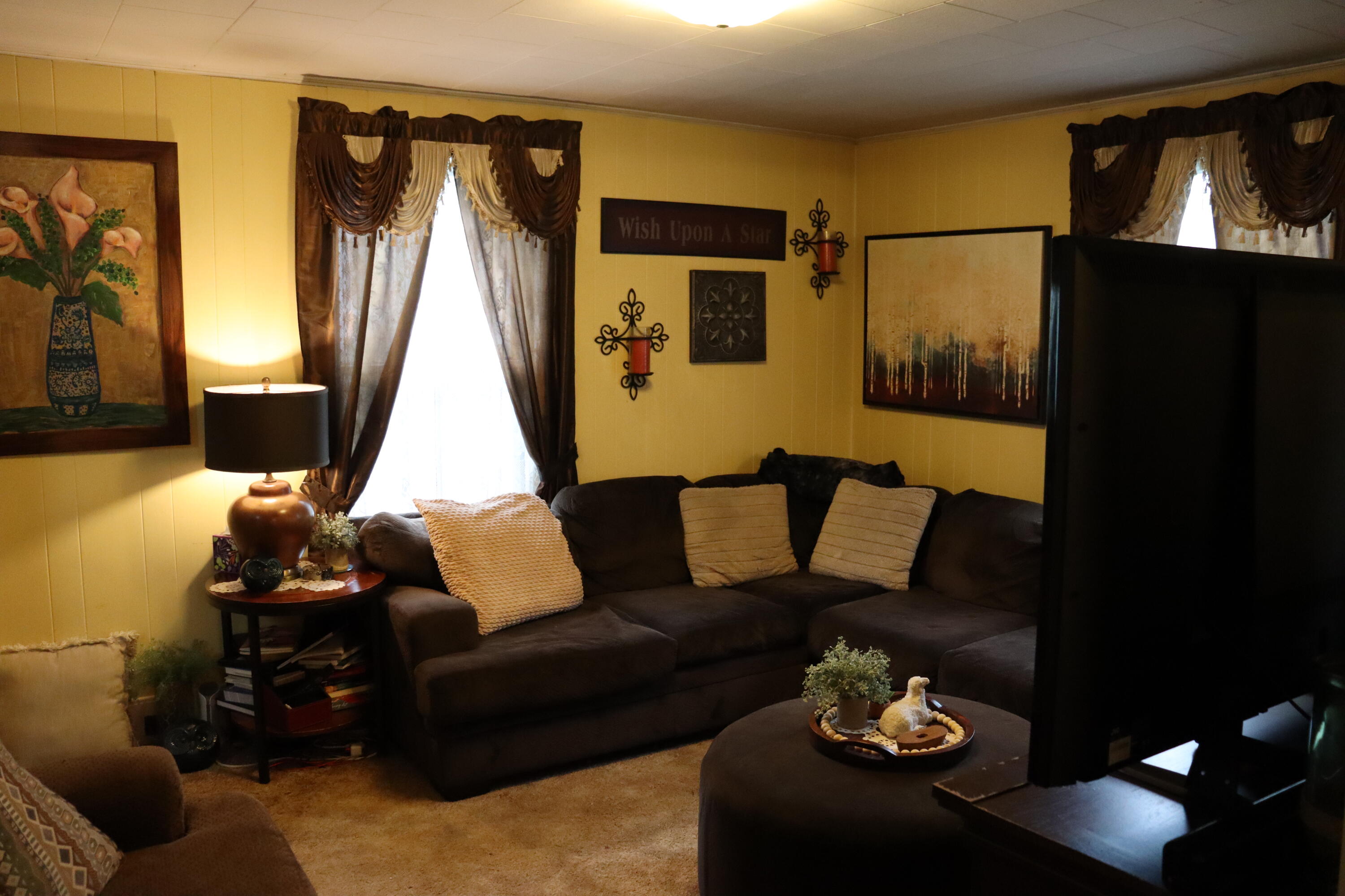 104 Pearl Street Bangor, ME 04401 - Photo 13 of 42 IMG_1510