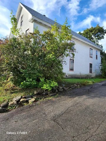 $239,900 | 104 Pearl Street, Bangor, ME 04401