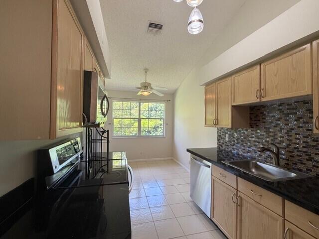 17270 Boca Club Boulevard, Unit 1706 Boca Raton, FL 33487 - Photo 8 of 24 5