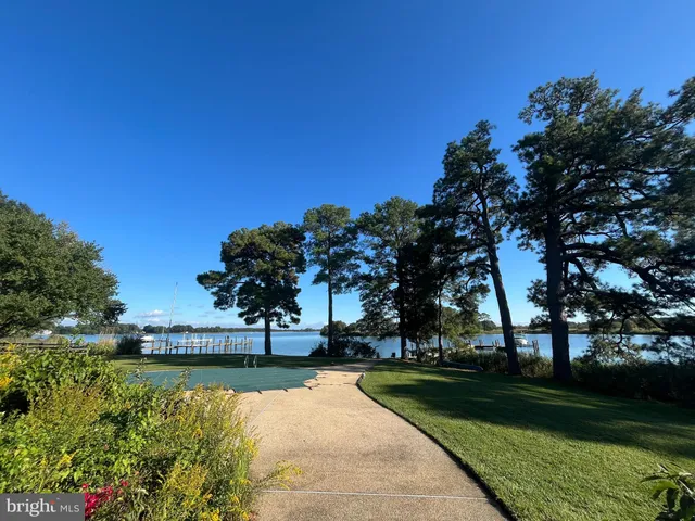 $2,300,000 | 26657 North Point Road, Easton, MD 21601