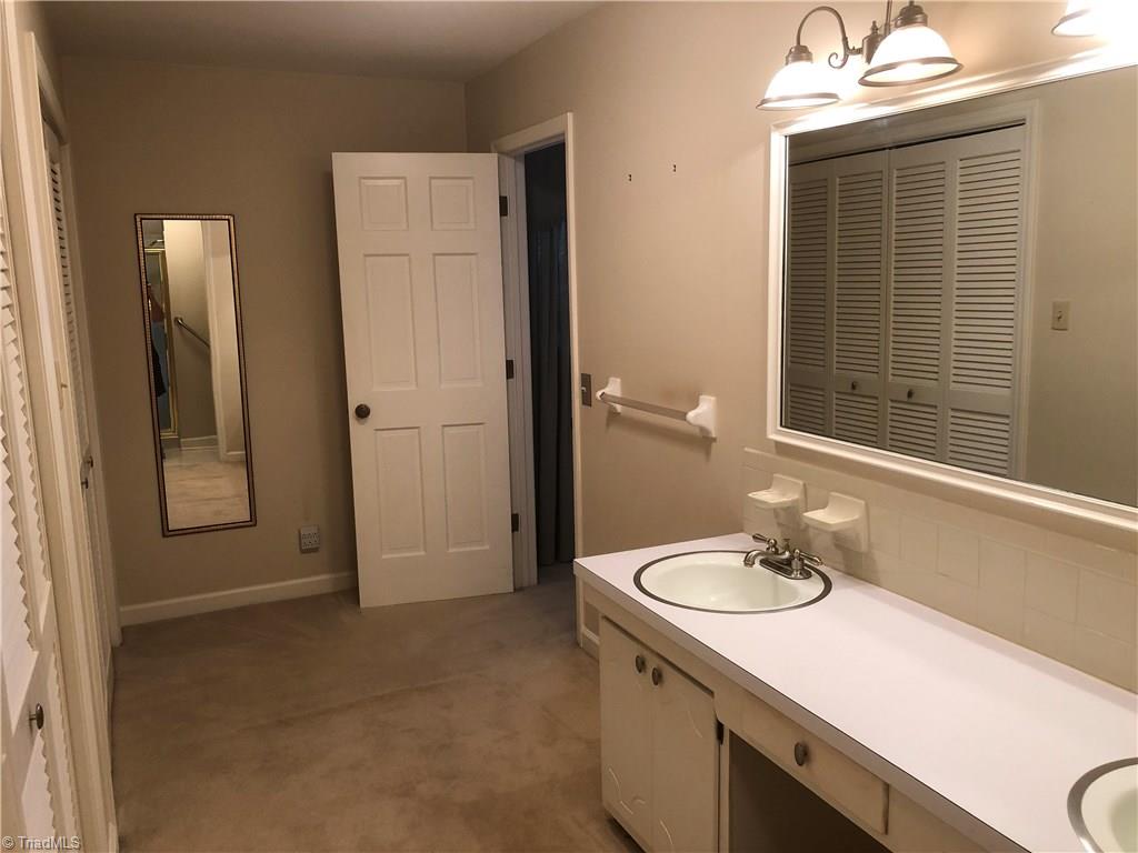 350 Stanaford Road Winston-Salem, NC 27104 - Photo 14 of 30 Gallery Image 14