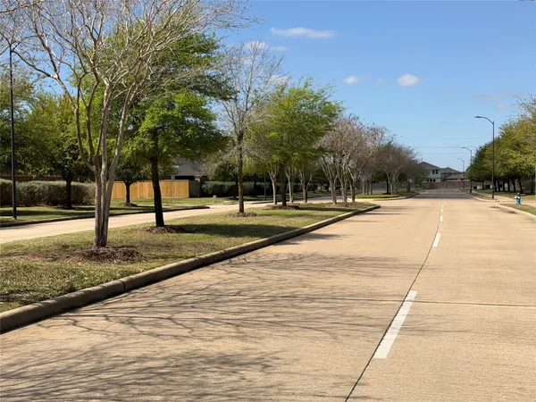 $3,600 | 5310 Royal Press Drive, Katy, TX 77493