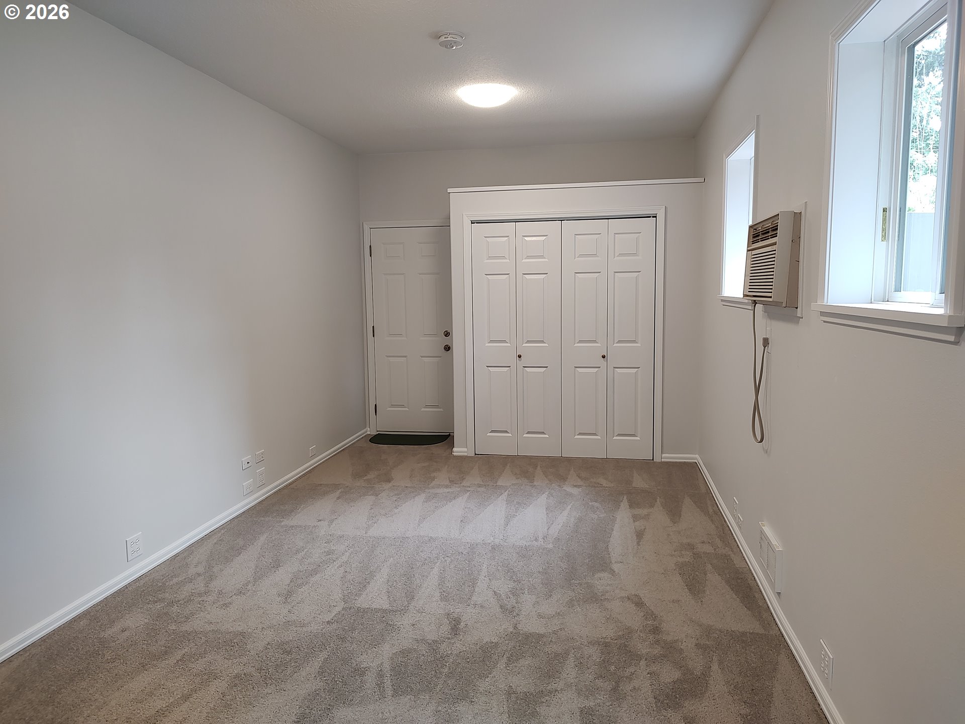 3740 Southwest Comus Street Portland, OR 97219 - Photo 21 of 33 Bedroom