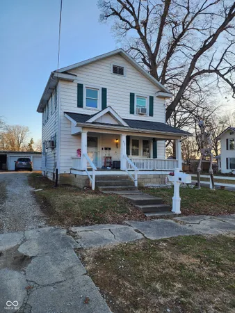 $215,000 | 317 West Thompson Street, Sullivan, IN 47882