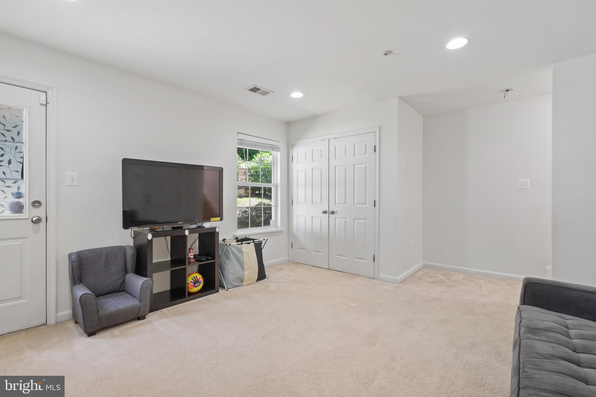 8403 Winding Trail Laurel, MD 20724 - Photo 33 of 35