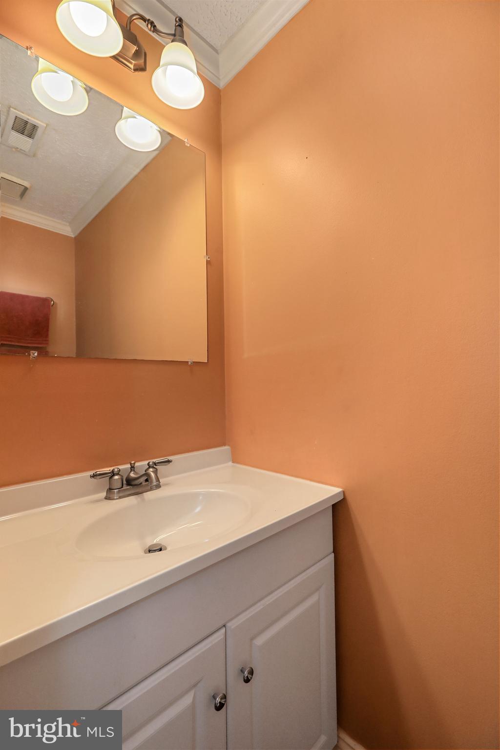 11 Benchly Way Marlton, NJ 08053 - Photo 13 of 33 Powder room