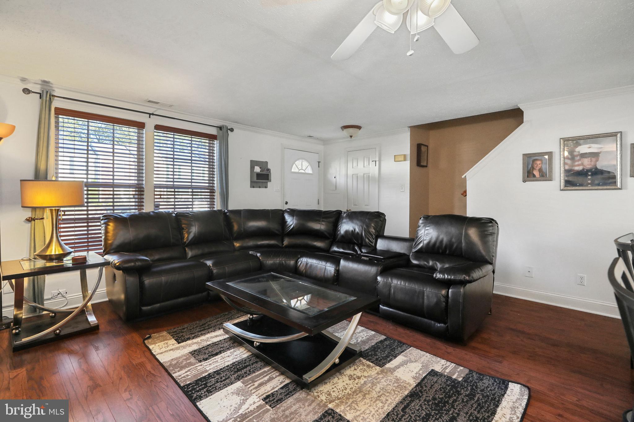 11 Benchly Way Marlton, NJ 08053 - Photo 6 of 33 Living room