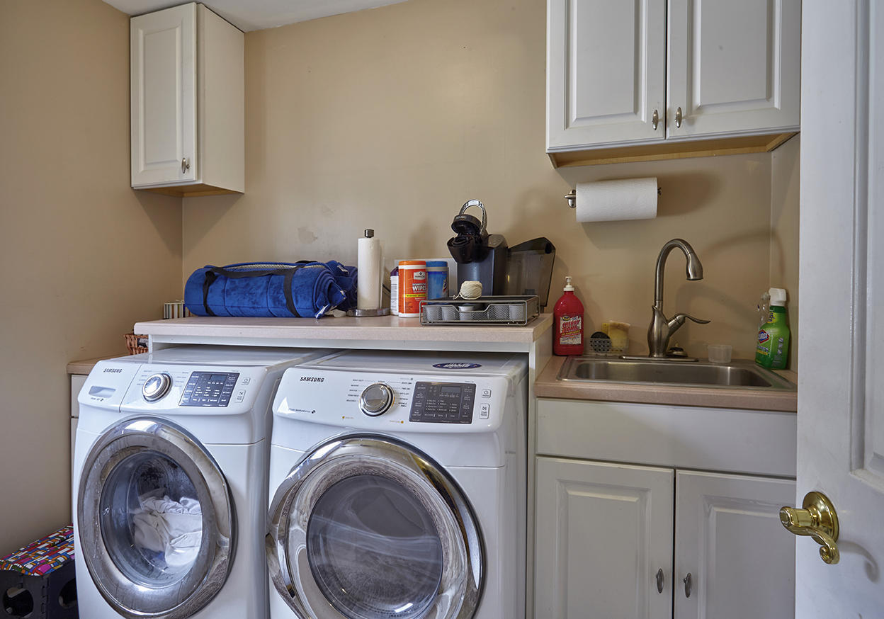 3 Chatham Ridge Drive Freehold, NJ 07728 - Photo 16 of 40 Laundry Room
