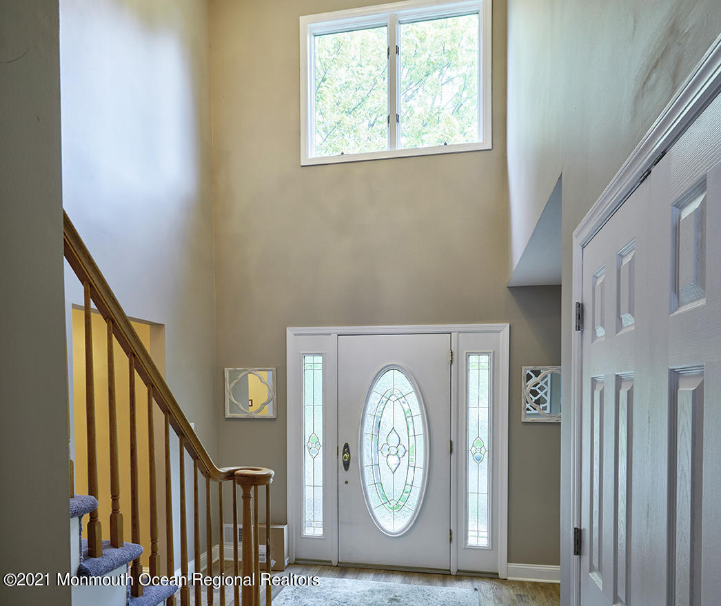 3 Chatham Ridge Drive Freehold, NJ 07728 - Photo 17 of 40 Entryway