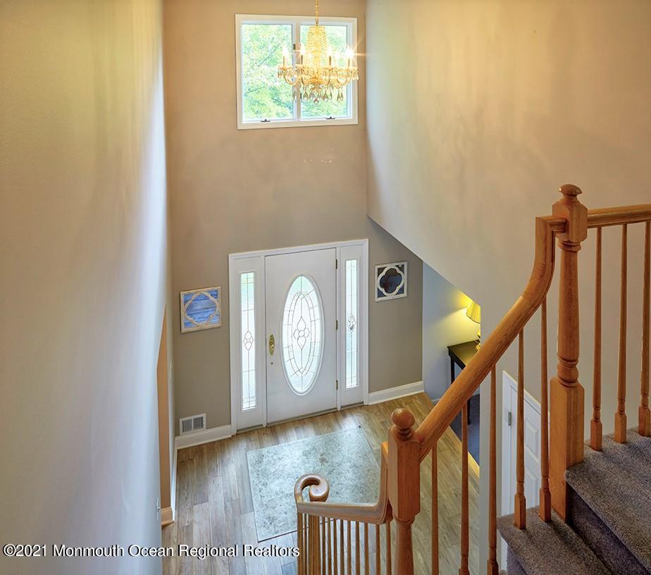 3 Chatham Ridge Drive Freehold, NJ 07728 - Photo 18 of 40 Entryway