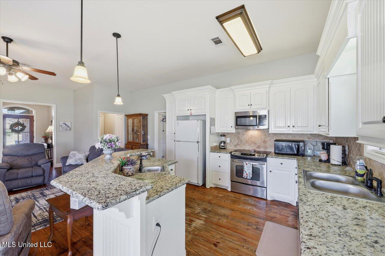 198 Memory Lane Madison, MS 39110 - Photo 11 of 29 11-198 Memory Lane _ Home Tours MS