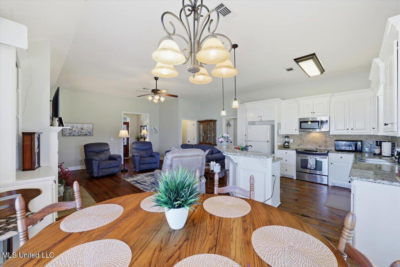 198 Memory Lane Madison, MS 39110 - Photo 15 of 29 15-198 Memory Lane _ Home Tours MS