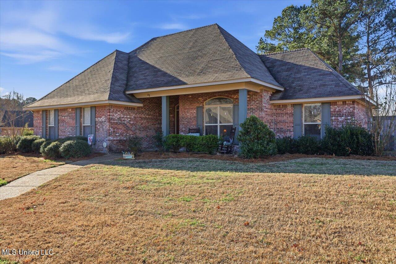 198 Memory Lane Madison, MS 39110 - Photo 2 of 29 02-198 Memory Lane _ Home Tours MS