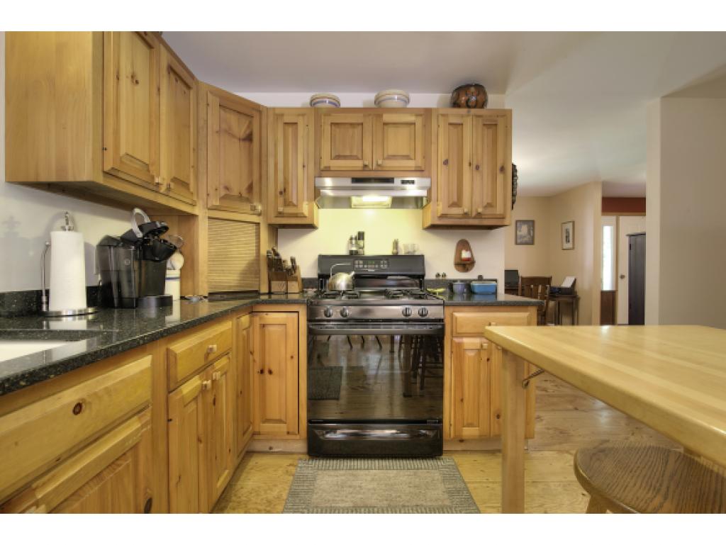 74 Jewett Road Dunbarton, NH 03046 - Photo 8 of 31