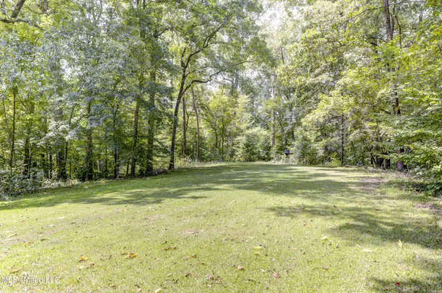 $349,950 | 135 Westwood Drive, Vicksburg, MS 39183