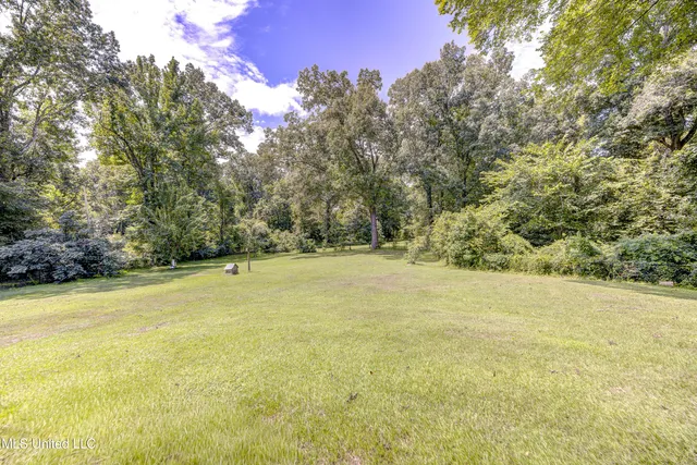 $349,950 | 135 Westwood Drive, Vicksburg, MS 39183