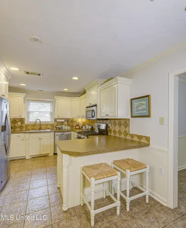 $349,950 | 135 Westwood Drive, Vicksburg, MS 39183