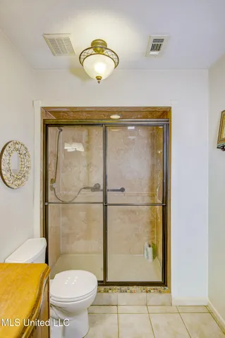 $349,950 | 135 Westwood Drive, Vicksburg, MS 39183