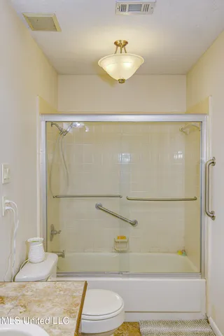 $349,950 | 135 Westwood Drive, Vicksburg, MS 39183