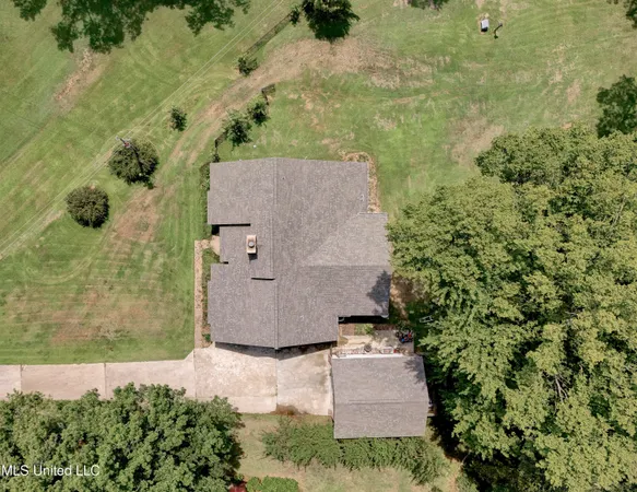 $349,950 | 135 Westwood Drive, Vicksburg, MS 39183