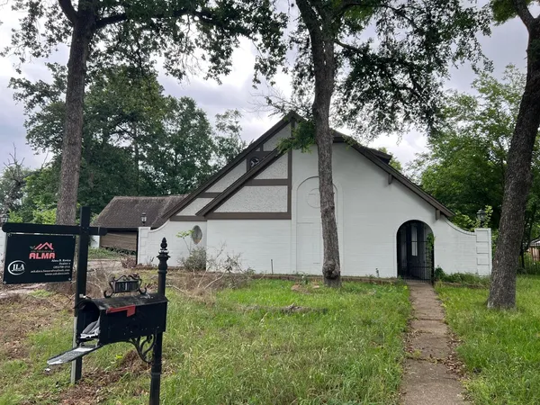$200,000 | 1310 Glouchester Lane, Houston, TX 77073
