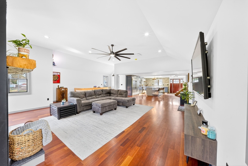 12 Fernwood Road Billerica, MA 01821 - Photo 13 of 40