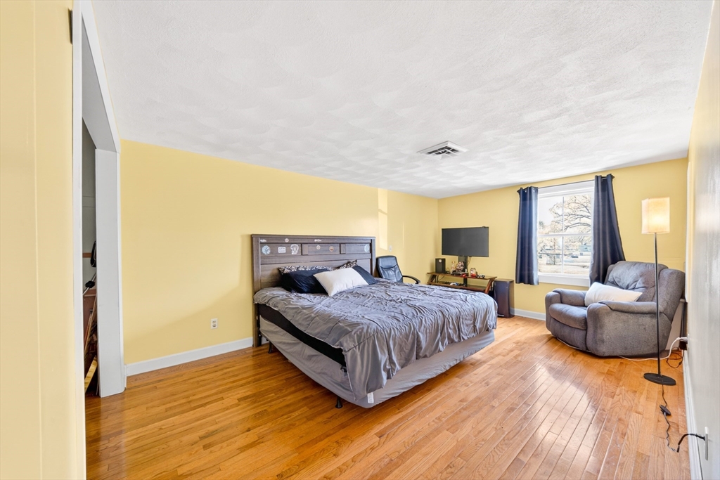 12 Fernwood Road Billerica, MA 01821 - Photo 25 of 40