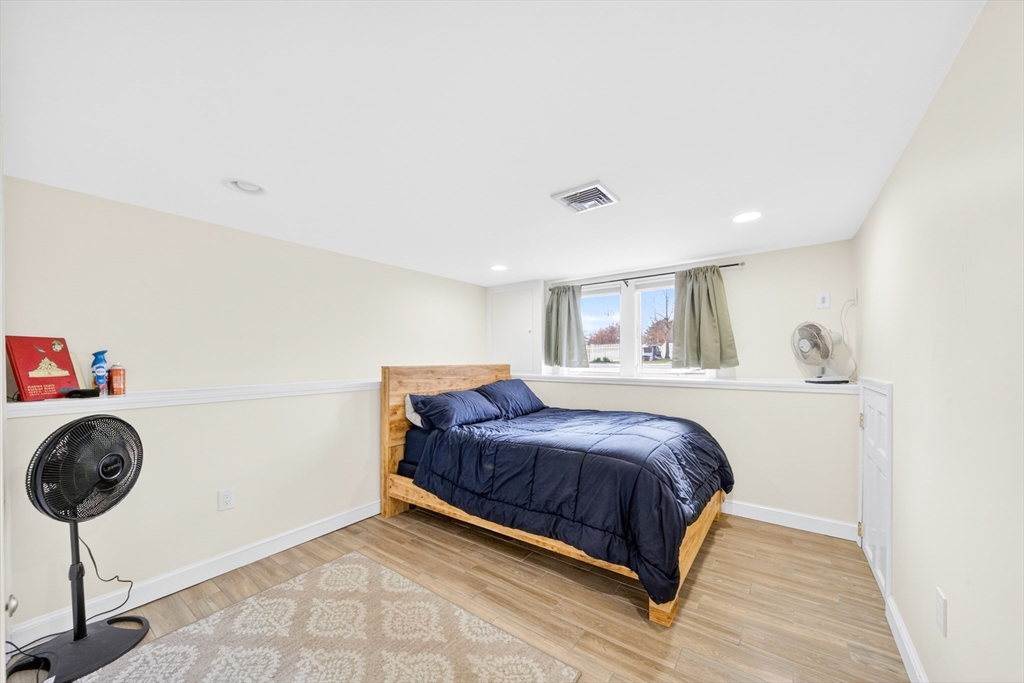 12 Fernwood Road Billerica, MA 01821 - Photo 33 of 40