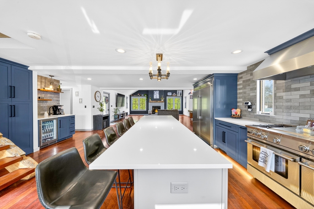 12 Fernwood Road Billerica, MA 01821 - Photo 4 of 40