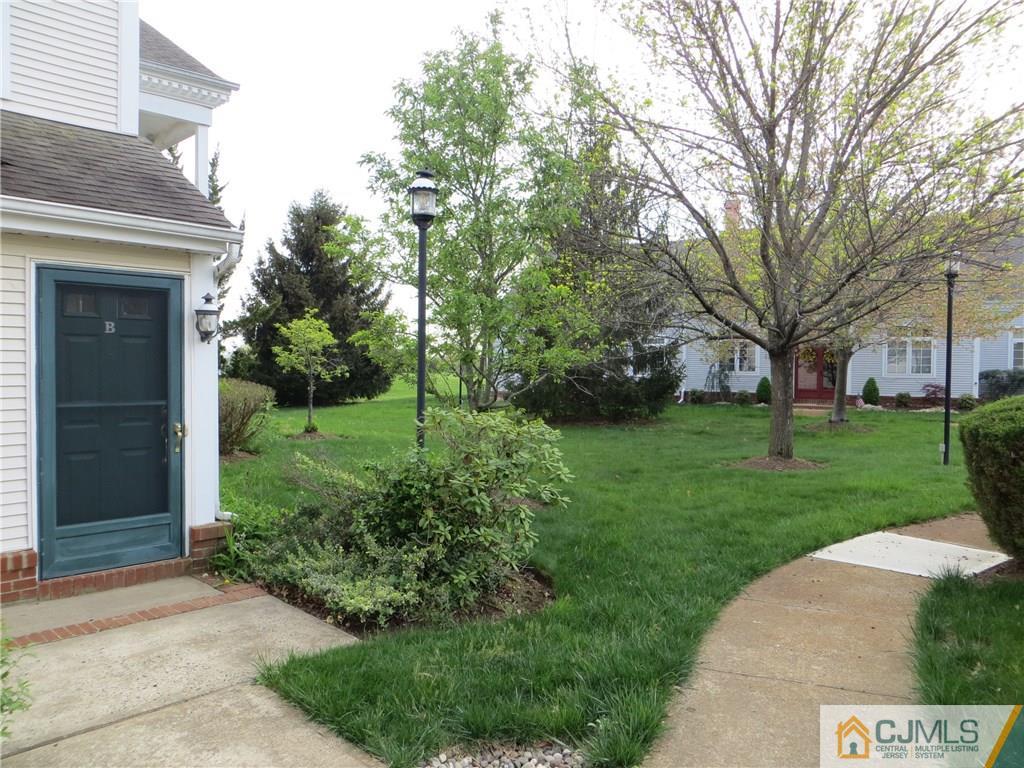 72 Winthrop Road Monroe Township, NJ 08831 - Photo 16 of 17 Gallery Image 16