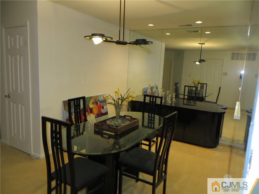 72 Winthrop Road Monroe Township, NJ 08831 - Photo 5 of 17 Gallery Image 5