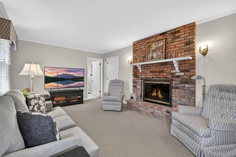 $899,900 | 541 Giordano Drive, Yorktown Heights, NY 10598