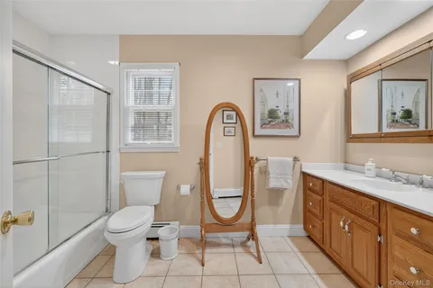 $899,900 | 541 Giordano Drive, Yorktown Heights, NY 10598