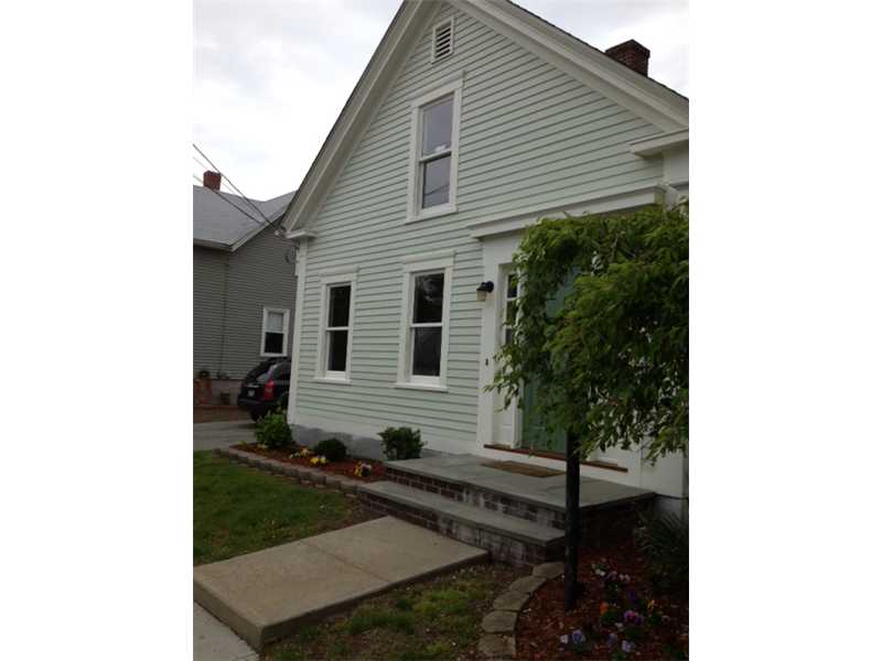 736 Main Street Warren, RI 02885 - Photo 3 of 15 Exterior Front.