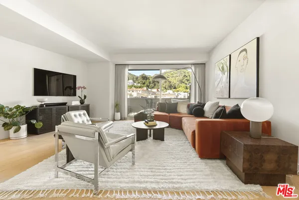 $699,000 | 7250 Franklin Avenue, Unit 603, Los Angeles, CA 90046