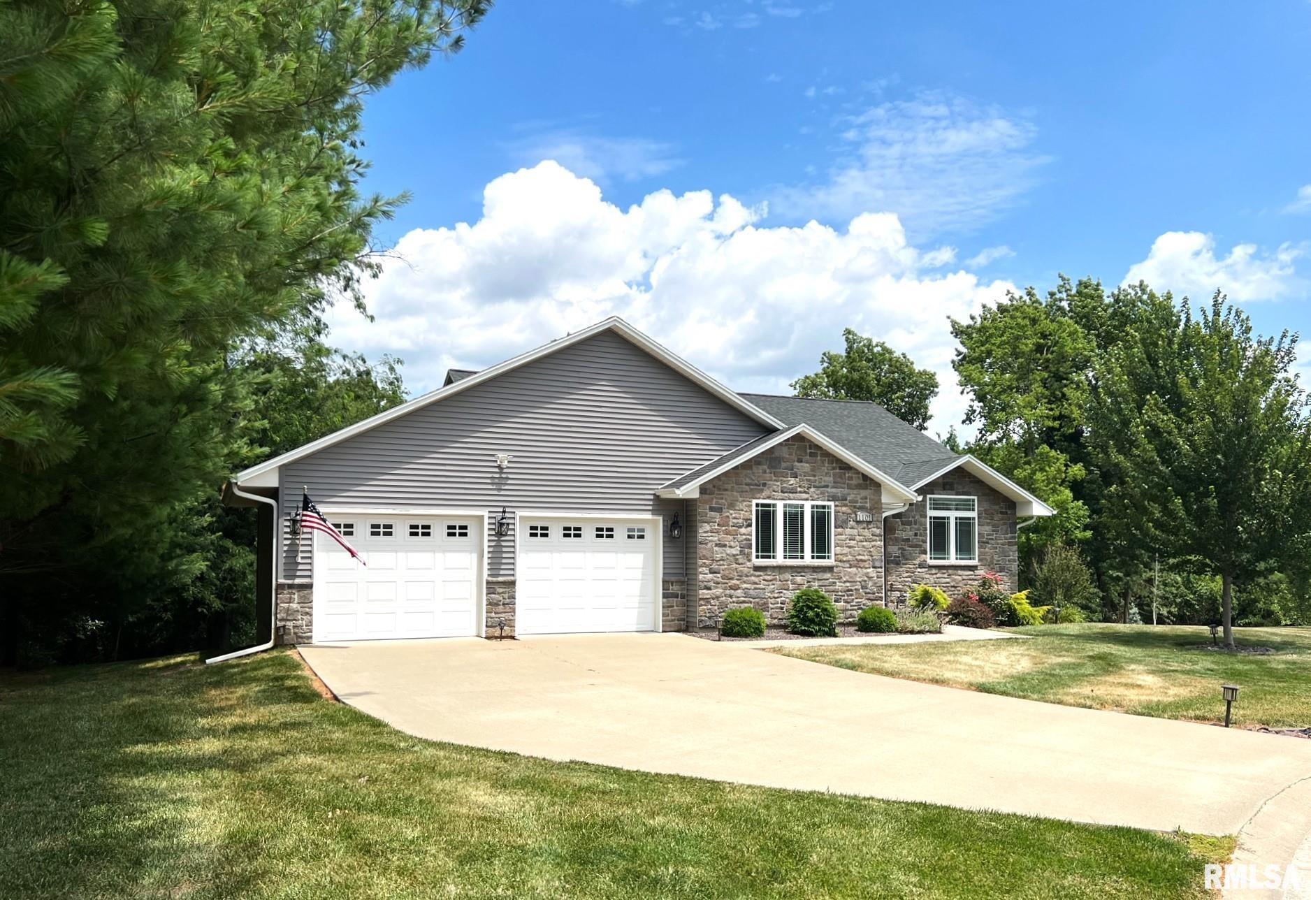 1101 Timber View Terrace Quincy, IL 62305 - Photo 1 of 24 Gallery Image 1