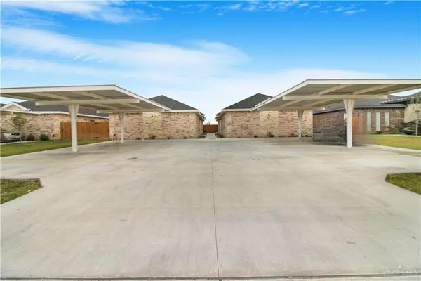 $900 | 2813 East Israel Avenue, Unit 1, Alton, TX 78573