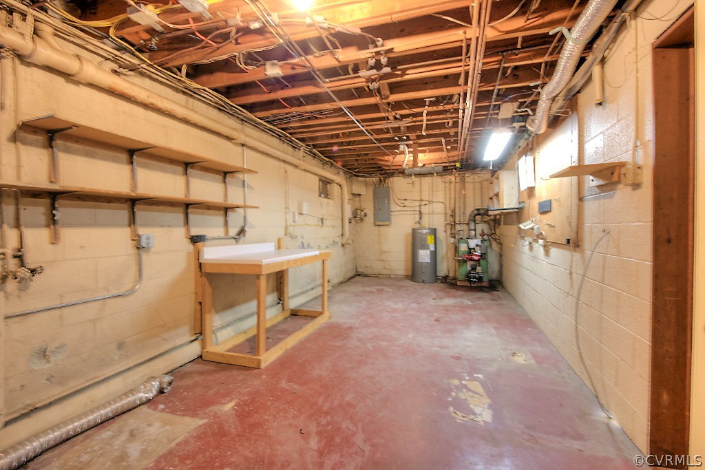 8411 Abbey Road Richmond, VA 23235 - Photo 32 of 40 Gallery Image 32