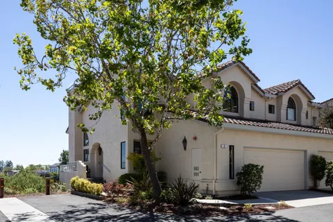 $1,898,000 | 5 Clover Lane, San Carlos, CA 94070