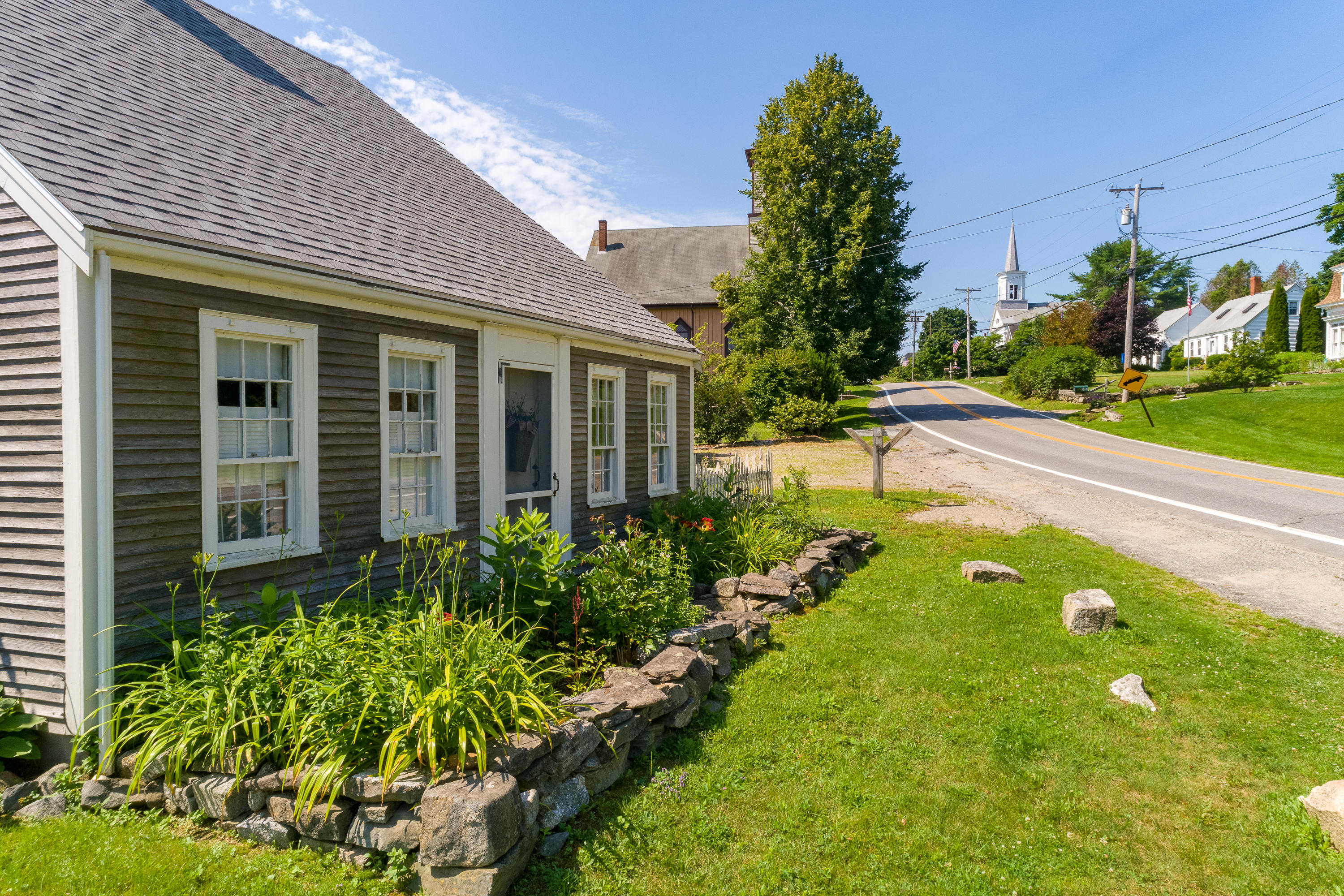 1439 Highway 32 Bristol, ME 04564 - Photo 3 of 54 Front