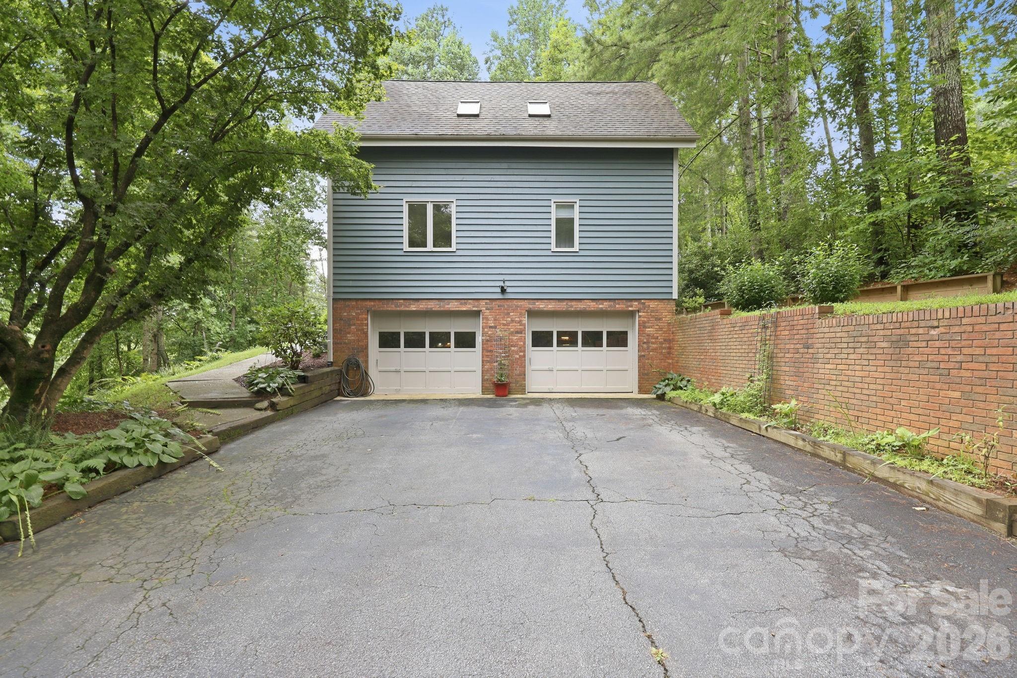 202 Riva Ridge Drive Fairview, NC 28730 - Photo 37 of 48 Gallery Image 37