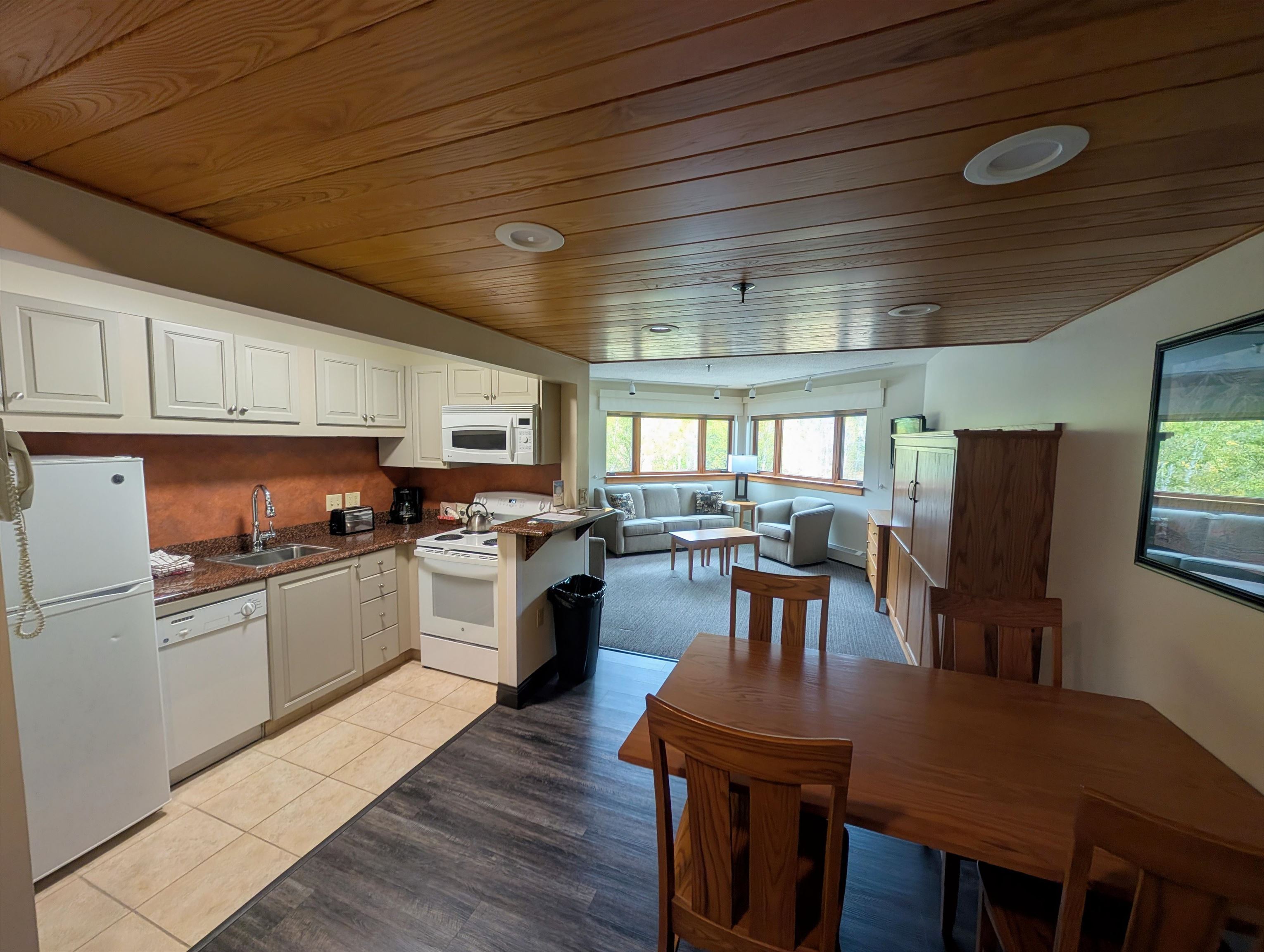 90 Loon Mountain Road, Unit 861D Lincoln, NH 03251 - Photo 4 of 48