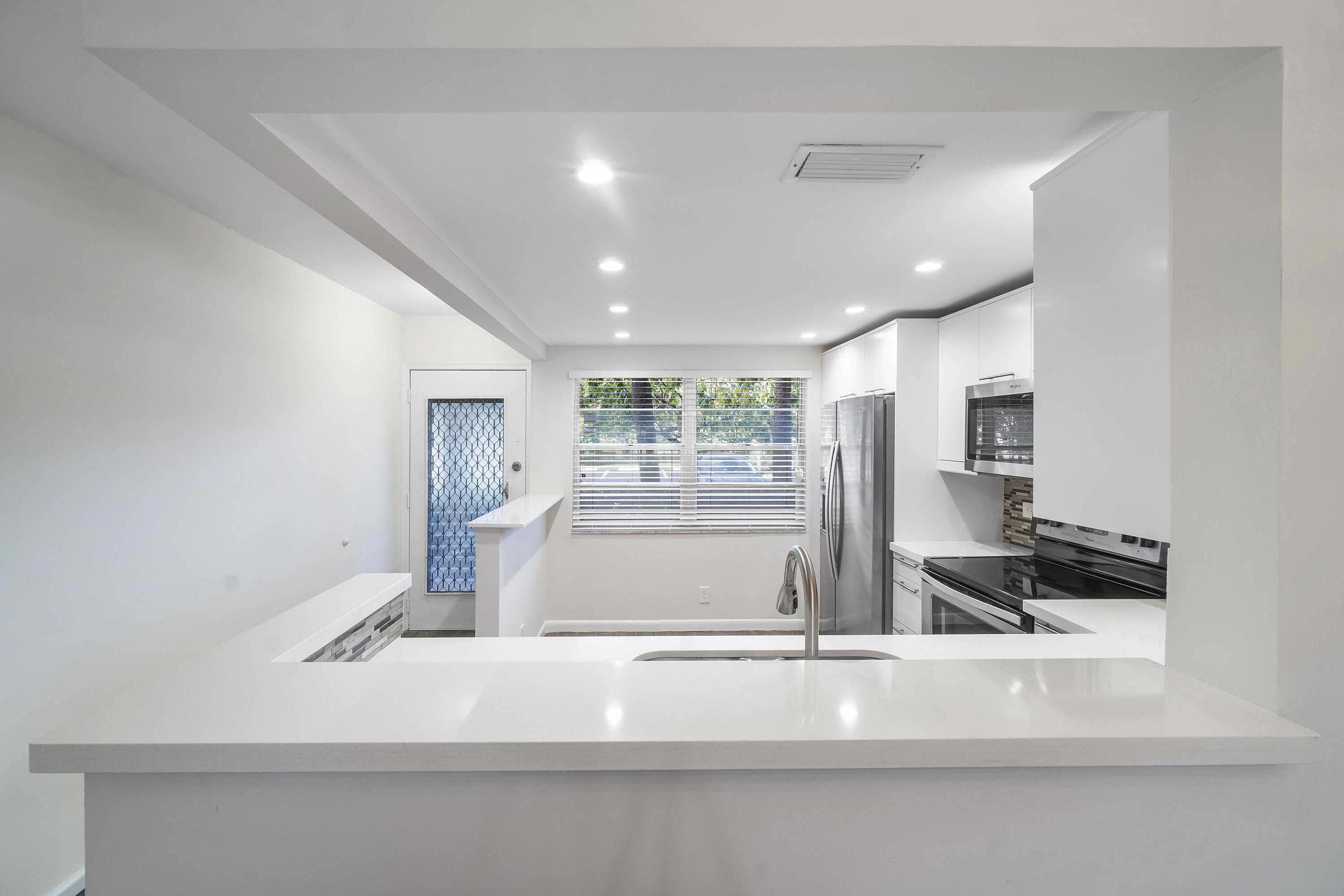 1804 Eleuthera Point, Unit E1 Coconut Creek, FL 33066 - Photo 12 of 49 1804 Eleuthera E1_08