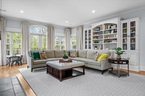 $2,795,000 | 127 Glenwood Avenue, Winnetka, IL 60093