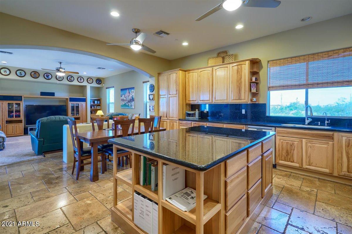 16178 West Peak View Road Surprise, AZ 85387 - Photo 11 of 43 18-Kitchen