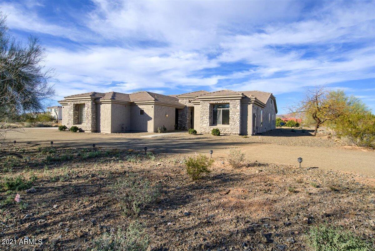 16178 West Peak View Road Surprise, AZ 85387 - Photo 32 of 43 Side Yard