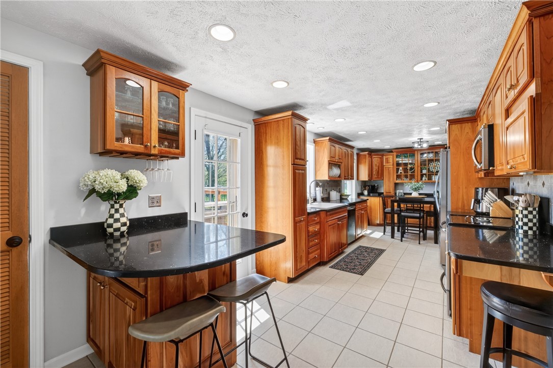 725 Macedon Center Road Perinton, NY 14450 - Photo 14 of 42