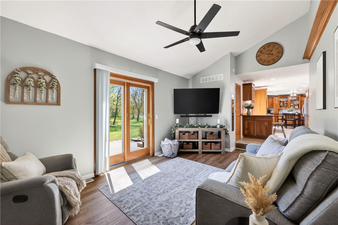 725 Macedon Center Road Perinton, NY 14450 - Photo 19 of 42